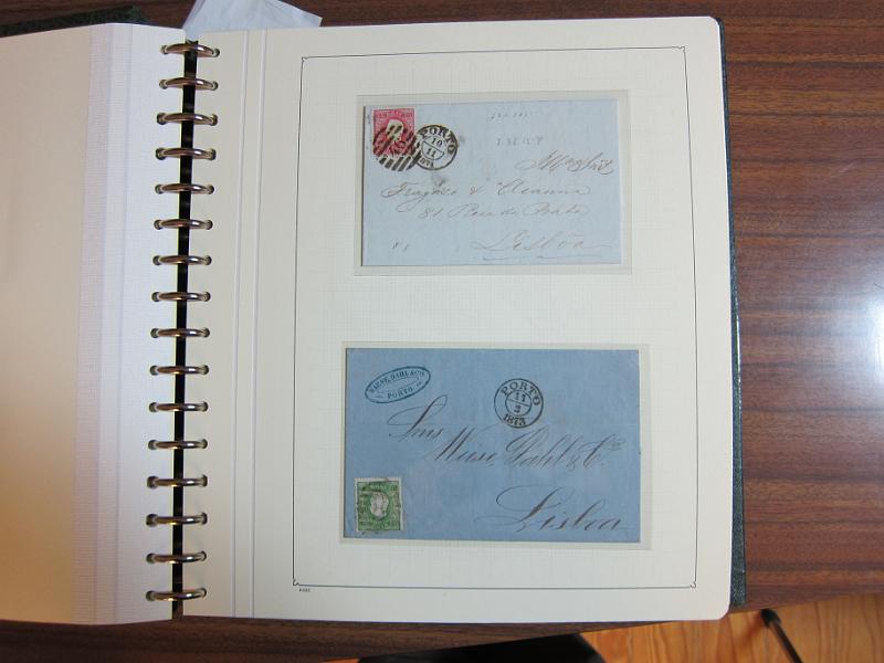 0014 (70).jpg -     Lote:    14      Marcofilia      Lotes Especiais       Descrição:      Portugal.   Colecção montada em dois álbuns com estudo especializado das marcas de duplo círculo e circulares do Porto, com selos de diversas emissões e cartas. Lote a ver.        Lote       Valor Base:     &euro; 1.500,00     Valor Venda:     &euro; 1.500,00     